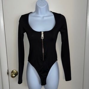 🌹Love Nation Black Body Suit with Zipper